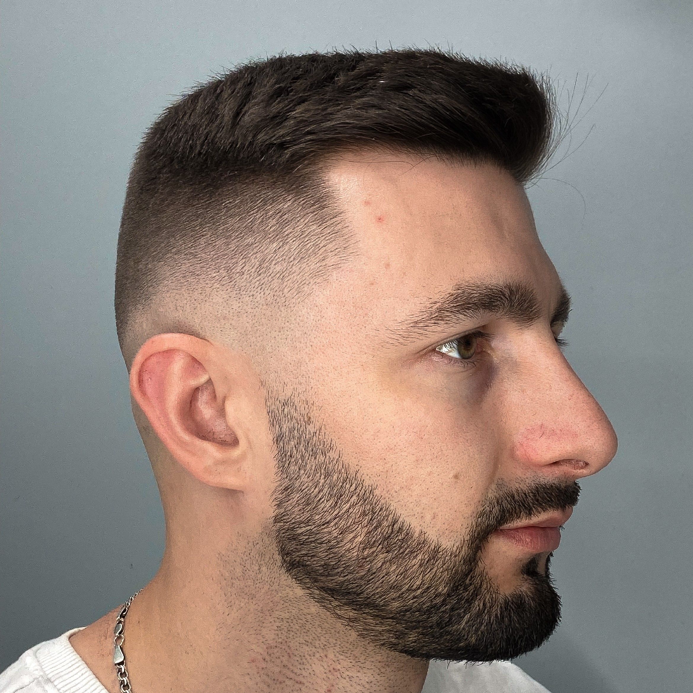 Skin fade z brodą - realizacja INTER Barbershop