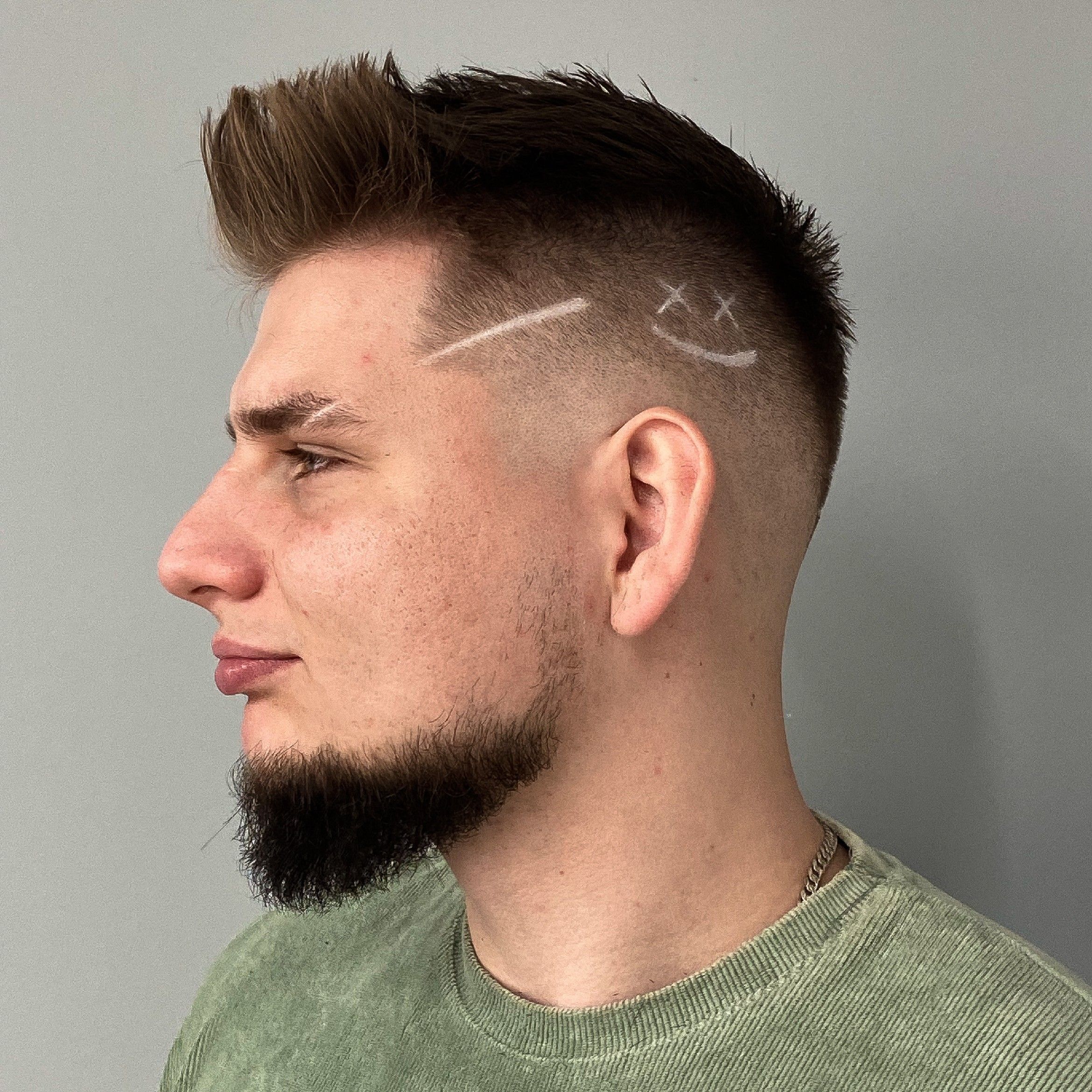 Fade z designem i brodą - realizacja INTER Barbershop